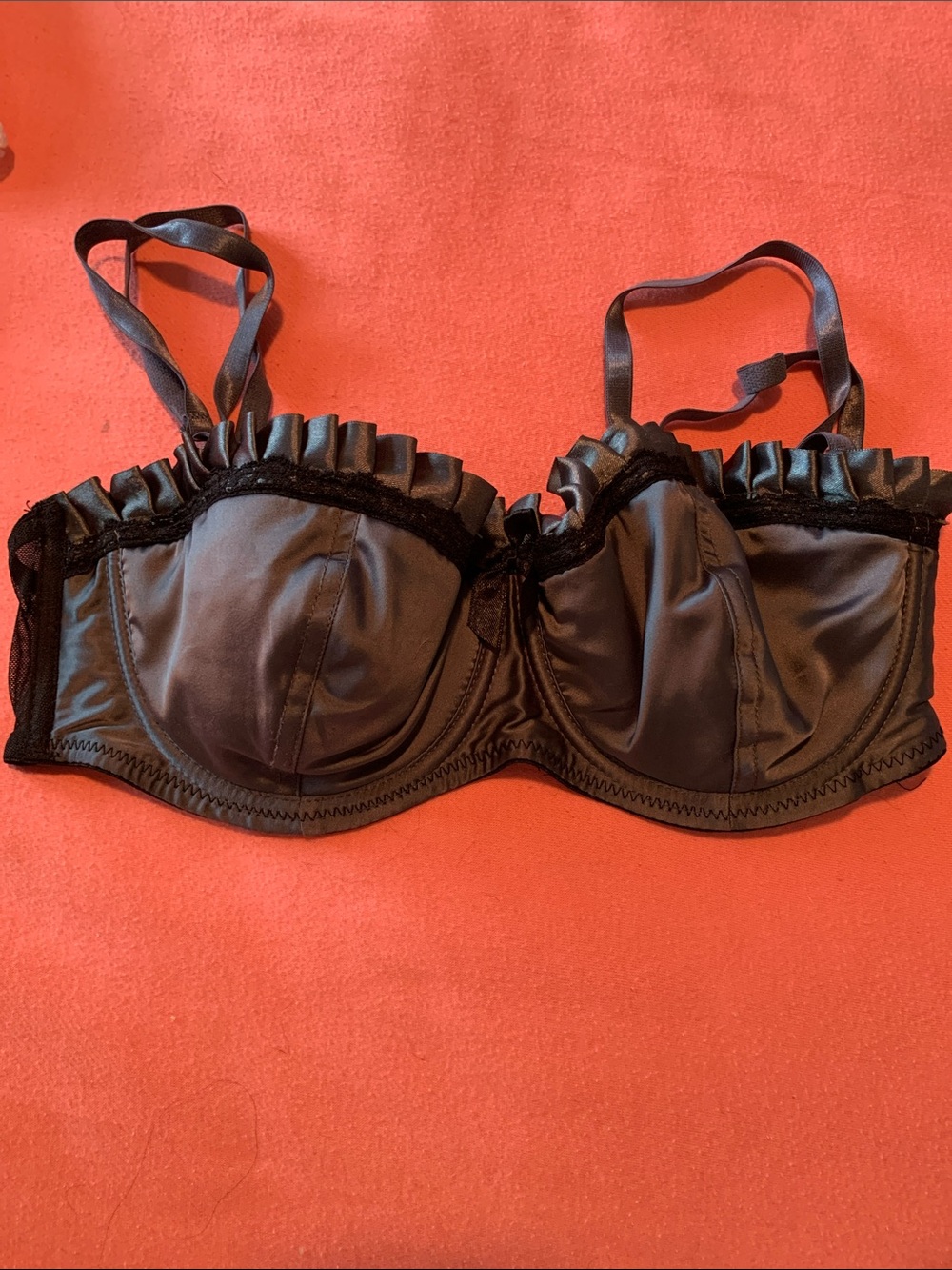 Vintage Marilyn Monroe Intimates Gray satin bra black lace trim 34C